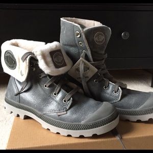 Palladium grey snow, rain and sleet boots